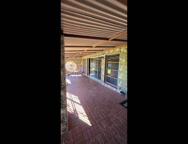 5 BEDROOM HOUSE FOR SALE IN DUNCANVILLE